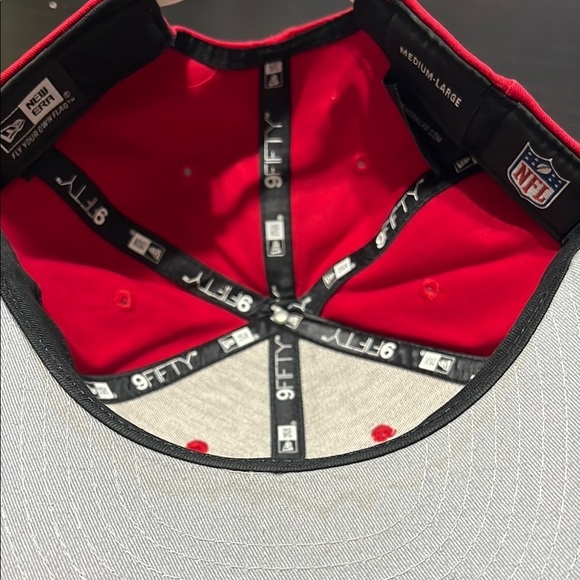 49ers Vibrant Red New Era Cap - Picture 5 of 8